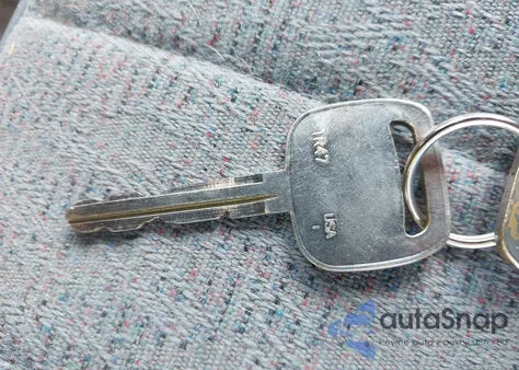 1999 Toyota Tacoma z USA, uszkodzony, nr VIN 4TAVL52N8XZ423350